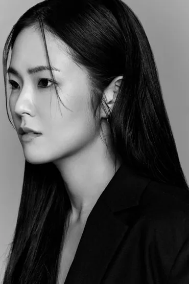 Jo Min-kyeong, portrait 3