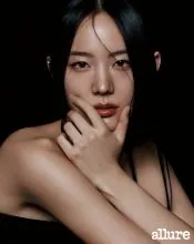 Jang Gyu-riのポスターまたは誌面 3