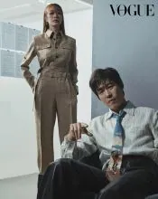 Yu Jun-sang 포스터 또는 화보 10